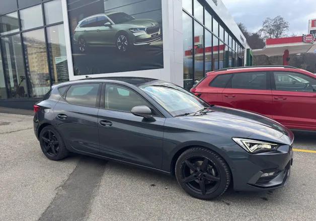 SEAT Leon 1.5 eTSI mHEV DSG FR