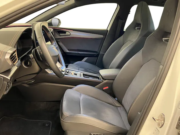 Cupra Leon ST 2.0 TSI 333PS VZ 4Drive