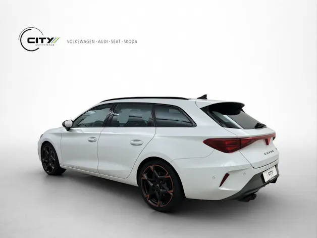 Cupra Leon ST 2.0 TSI 333PS VZ 4Drive