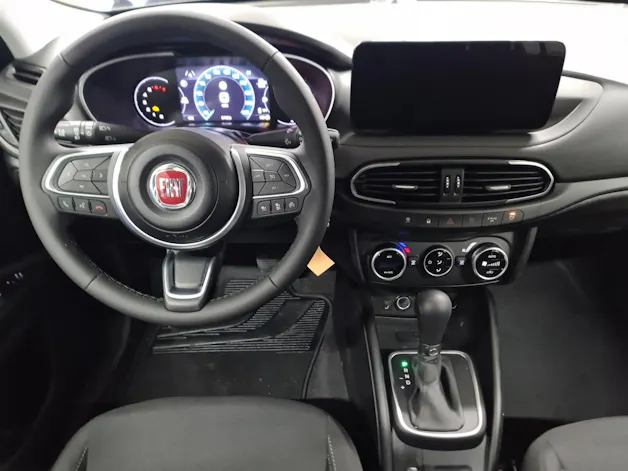 Fiat Tipo Hybrid 1.5 Swiss Edition Cross