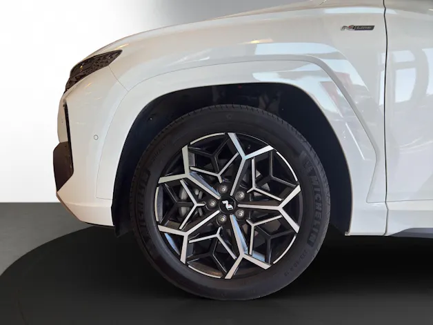 Hyundai Tucson 1.6HEV NLi LUX 4WD