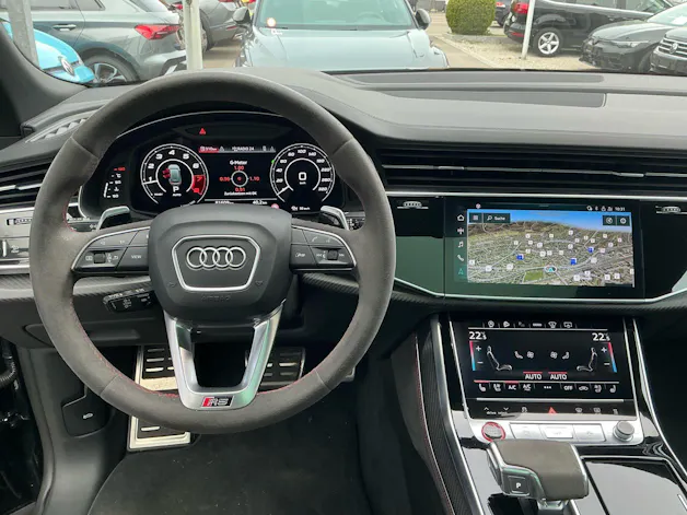 Audi RS Q8 4.0 TFSI QUATTRO *** KERAMIK BREMSEN & 5 JAHRE AUD WERKSGARANTIE ***