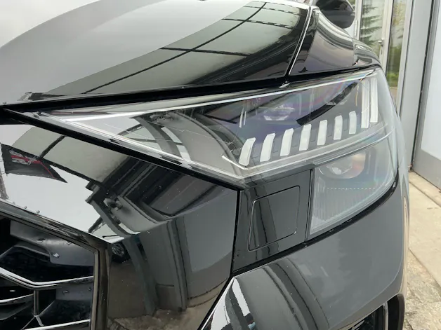 Audi RS Q8 4.0 TFSI QUATTRO *** KERAMIK BREMSEN & 5 JAHRE AUD WERKSGARANTIE ***