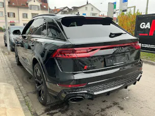 Audi RS Q8 4.0 TFSI QUATTRO *** KERAMIK BREMSEN & 5 JAHRE AUD WERKSGARANTIE ***