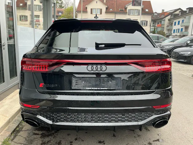 Audi RS Q8 4.0 TFSI QUATTRO *** KERAMIK BREMSEN & 5 JAHRE AUD WERKSGARANTIE ***