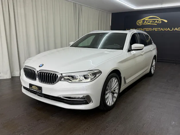 BMW 540i xDrive Touring Luxury Line Steptronic