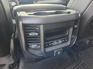 Dodge Ram 1500 5.7 V8 4x4 Limited 396PS / 3.5T AHK
