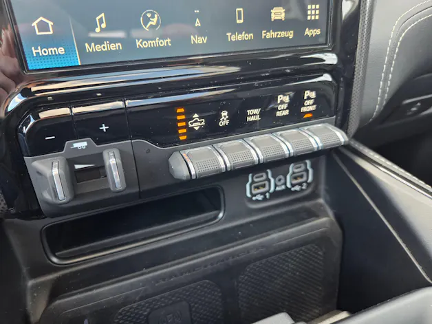 Dodge Ram 1500 5.7 V8 4x4 Limited 396PS / 3.5T AHK