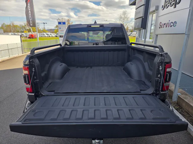 Dodge Ram 1500 5.7 V8 4x4 Limited 396PS / 3.5T AHK