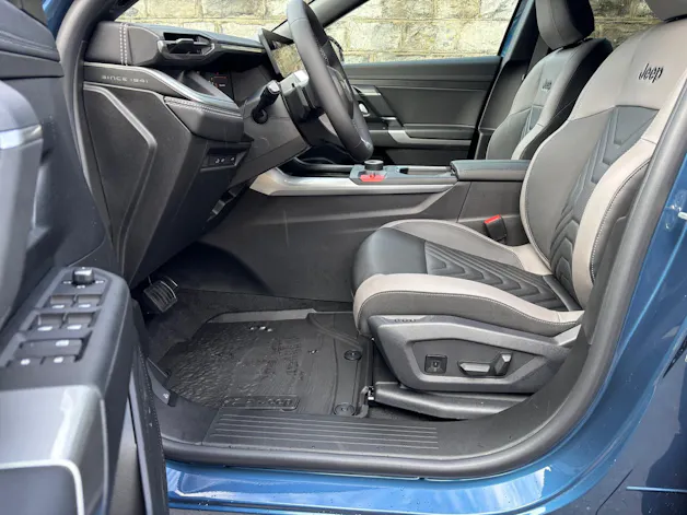 Jeep Compass Elektro 74kWh First Edition