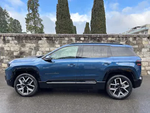 Jeep Compass Elektro 74kWh First Edition