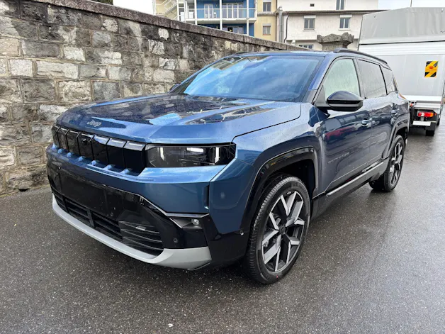 Jeep Compass Elektro 74kWh First Edition