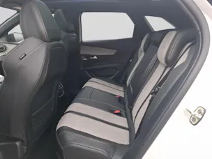 Peugeot 3008 300e Hybrid4 GT P