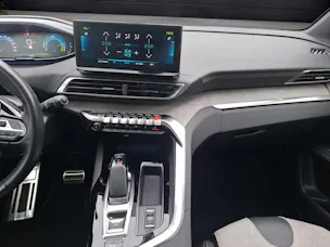 Peugeot 3008 300e Hybrid4 GT P