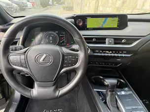 Lexus UX 250h Comfort AWD Automatic