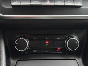 Mercedes-Benz CLA 200 Urban 7G-DCT