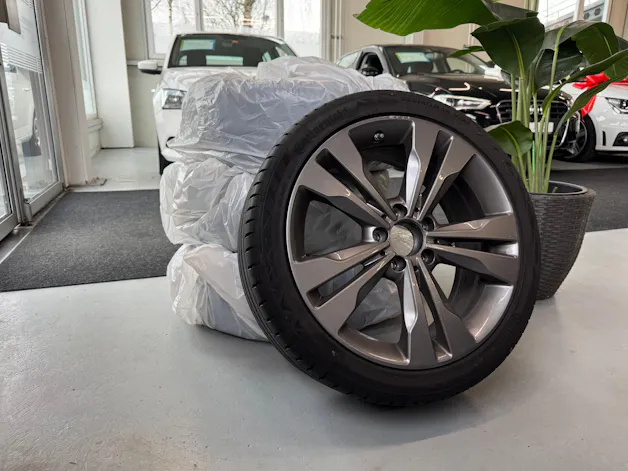 Mercedes-Benz CLA 200 Urban 7G-DCT