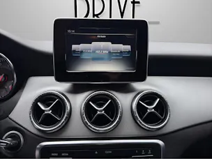 Mercedes-Benz CLA 200 Urban 7G-DCT