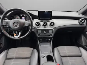 Mercedes-Benz CLA 200 Urban 7G-DCT