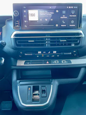Peugeot Traveller 2.0 BlueHDi Business Standard EAT8