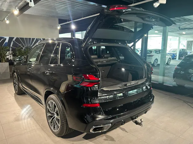 BMW X5 xDrive 48V 30d M Sport Steptronic