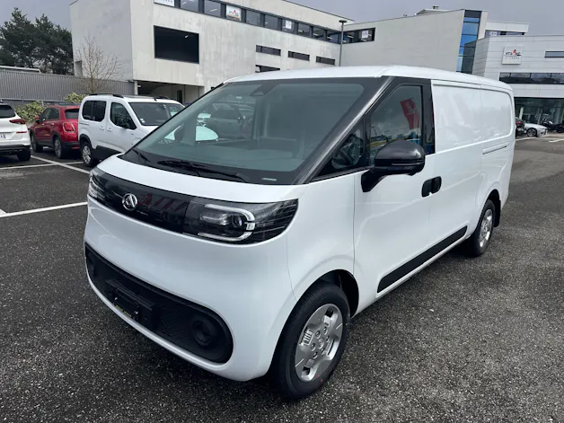 Maxus eDeliver 5 L1 64kWh