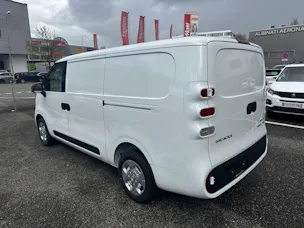 Maxus eDeliver 5 L1 64kWh