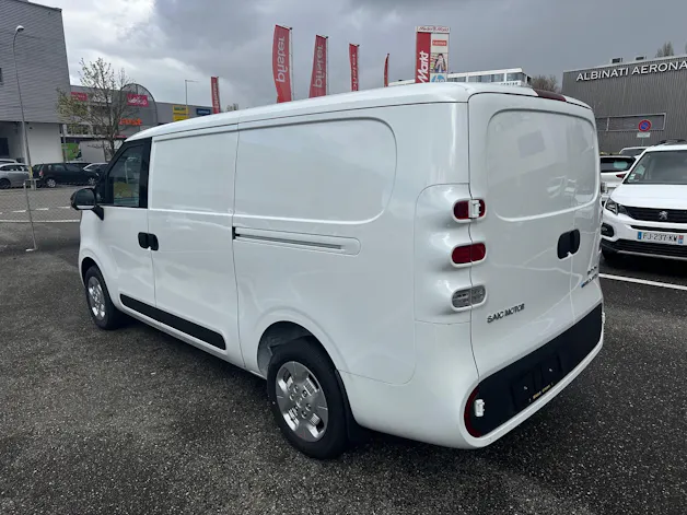 Maxus eDeliver 5 L1 64kWh