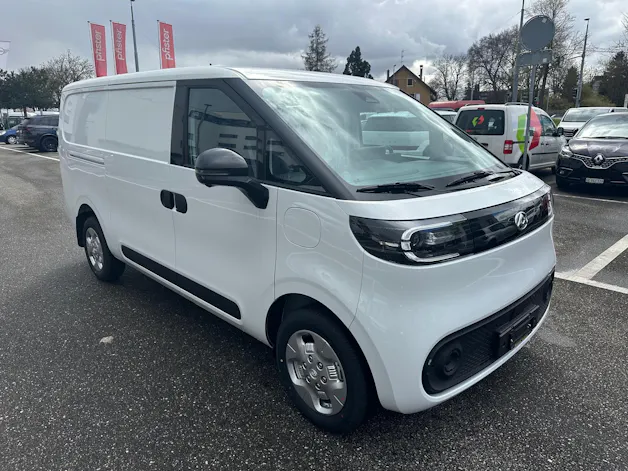 Maxus eDeliver 5 L1 64kWh