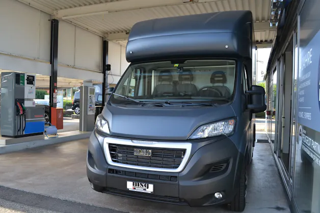 Peugeot Pferdetransport MSG Superlight Plus