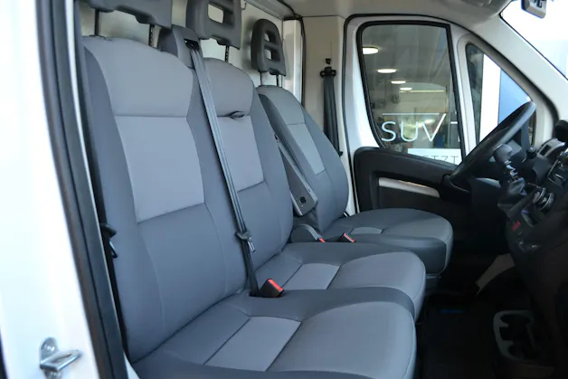 Peugeot Pferdetransport MSG Superlight Plus