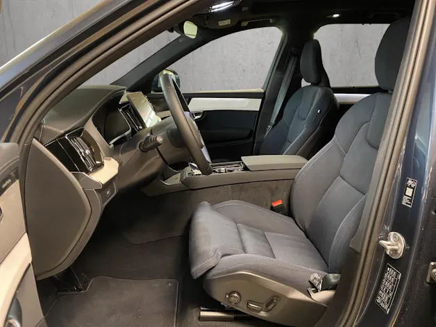VOLVO XC90 B5 Benzin Mild Hybrid AWD Plus Bright Geartronic