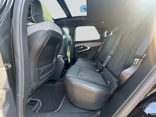 Peugeot 3008 NEW 73kWh GT