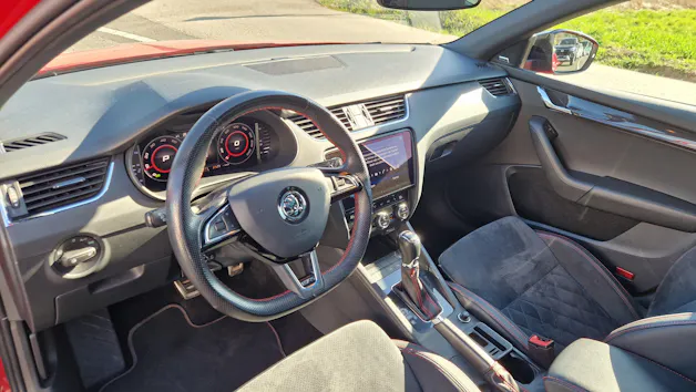 Škoda Octavia Combi 2.0 TSI RS DSG