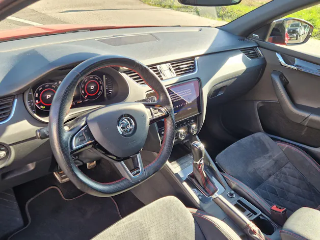 Škoda Octavia Combi 2.0 TSI RS DSG