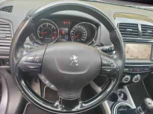 Peugeot 4008 1.8 HDi Allure 4WD