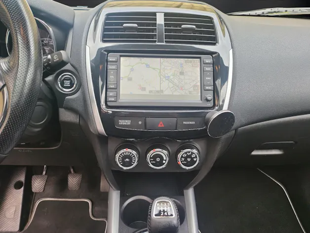Peugeot 4008 1.8 HDi Allure 4WD