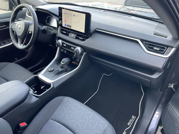 Toyota RAV-4 2.5 HSD Trend e-CVT 4WD