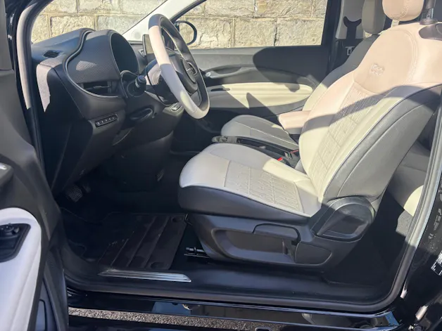 Fiat 500 3+1 electric 87 kW La Prima
