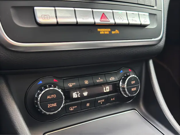 Mercedes-Benz GLA 200 d Swiss Star Edition Style 4Matic 7G-DCT
