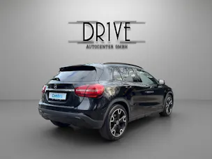Mercedes-Benz GLA 200 d Swiss Star Edition Style 4Matic 7G-DCT