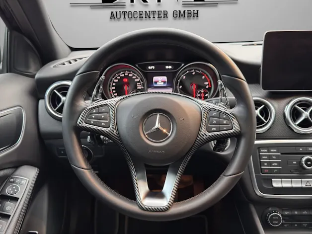 Mercedes-Benz GLA 200 d Swiss Star Edition Style 4Matic 7G-DCT