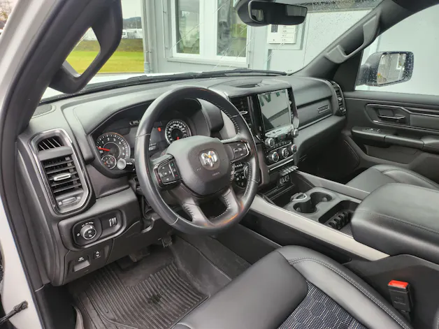 Dodge Ram 1500 3.6 V6 4x4 Bighorn 305PS / 3.4T AHK