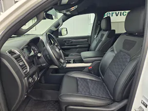 DODGE Ram 1500 3.6 V6 4x4 Bighorn 305PS / 3.4T AHK