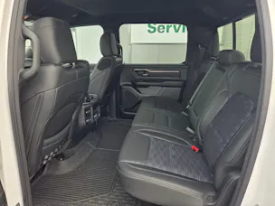 DODGE Ram 1500 3.6 V6 4x4 Bighorn 305PS / 3.4T AHK