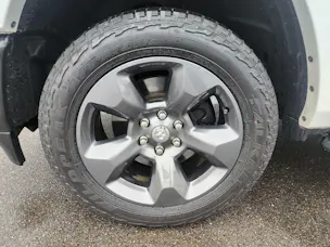 Dodge Ram 1500 3.6 V6 4x4 Bighorn 305PS / 3.4T AHK