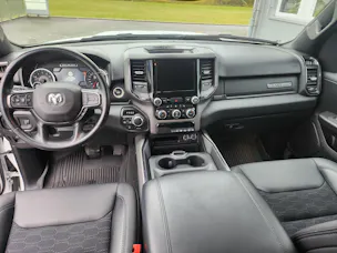 Dodge Ram 1500 3.6 V6 4x4 Bighorn 305PS / 3.4T AHK
