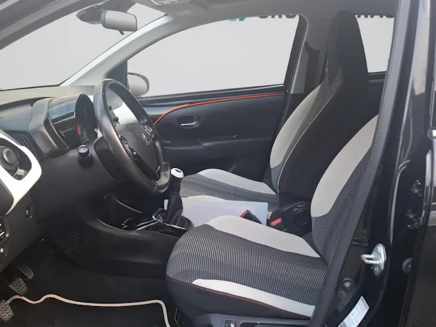 Peugeot 108 1.2 VTi R.GarrosTop