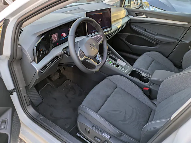 VW Golf 1.5 TSI PHEV Life