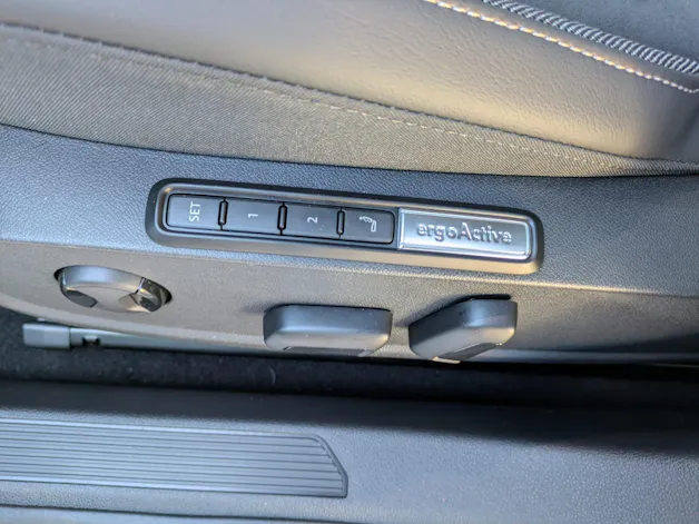 VW Golf 1.5 TSI PHEV Life